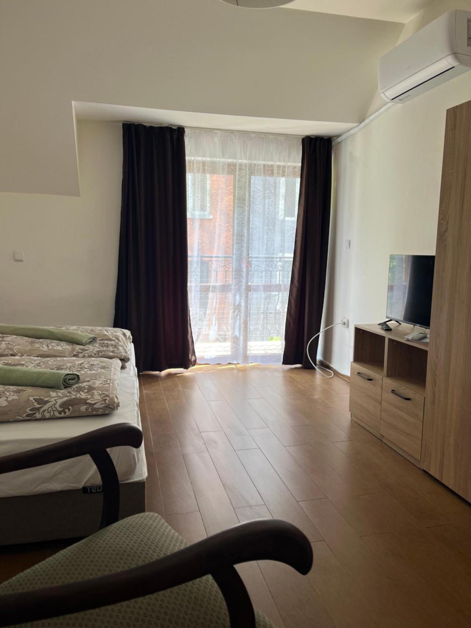En-Suite Rooms: Novа Guesthouse In Sofia Center 外观 照片