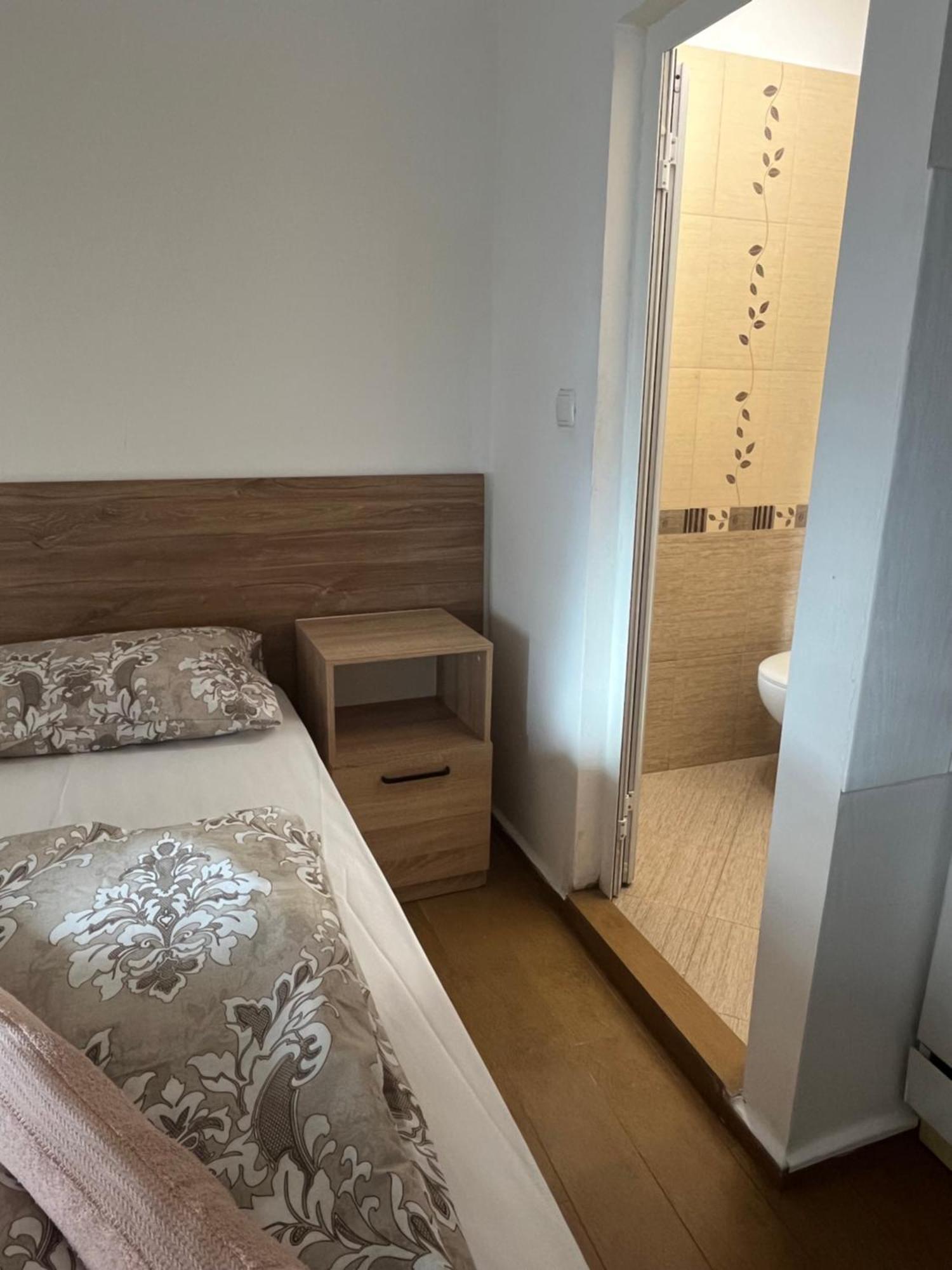 En-Suite Rooms: Novа Guesthouse In Sofia Center 外观 照片