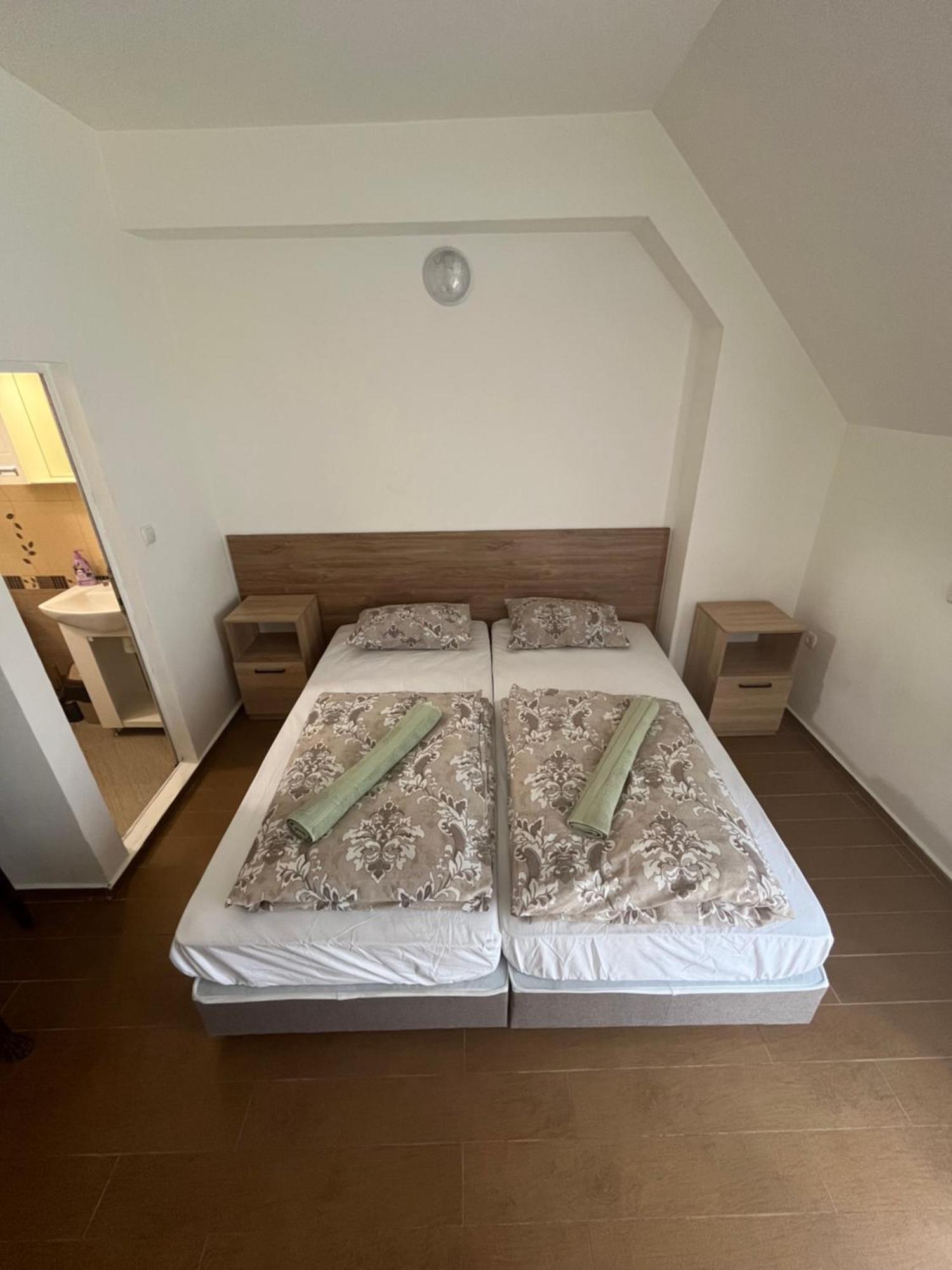 En-Suite Rooms: Novа Guesthouse In Sofia Center 外观 照片