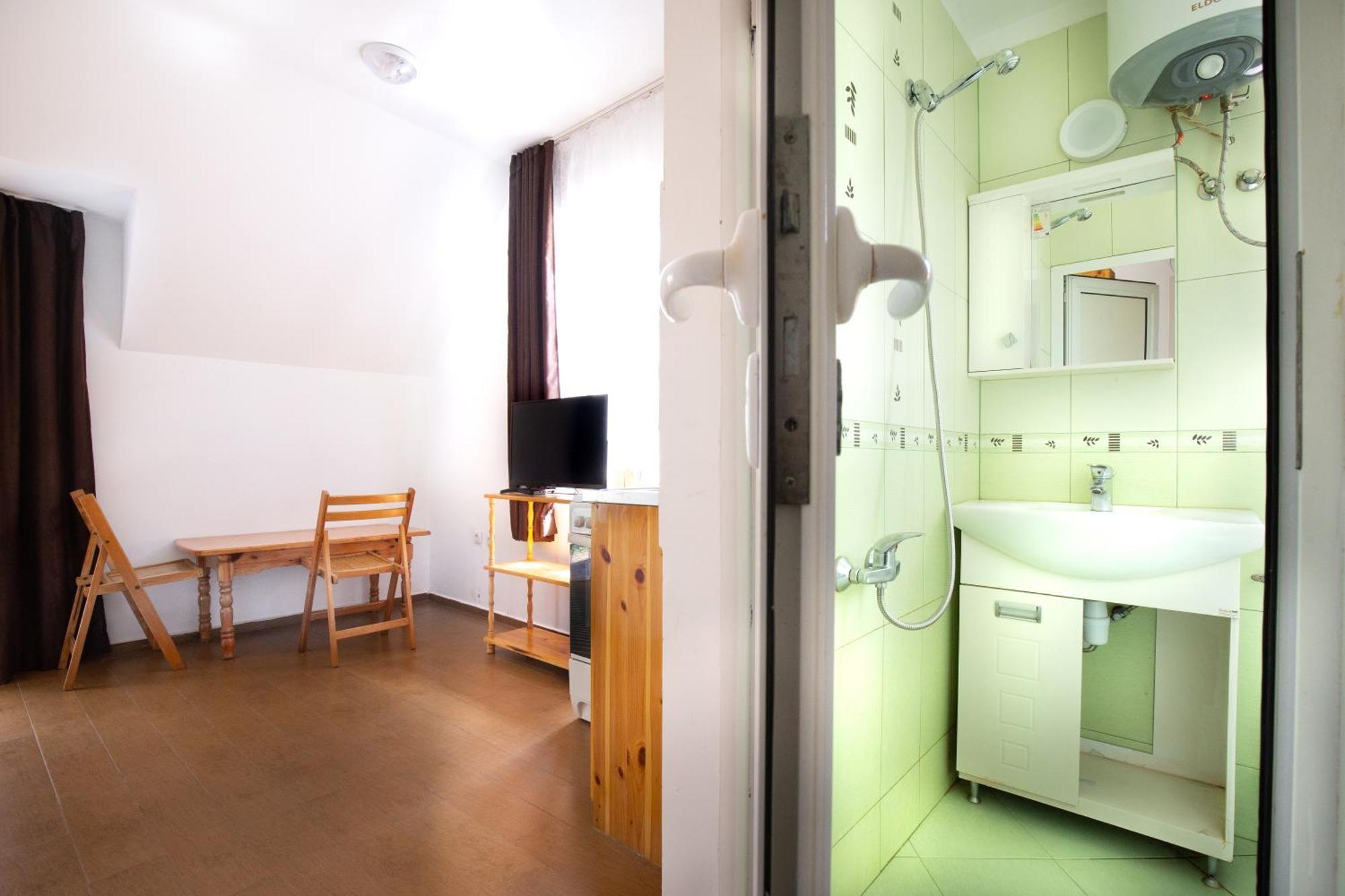 En-Suite Rooms: Novа Guesthouse In Sofia Center 外观 照片