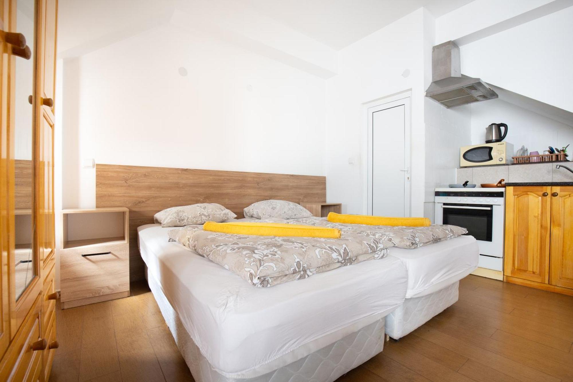 En-Suite Rooms: Novа Guesthouse In Sofia Center 外观 照片